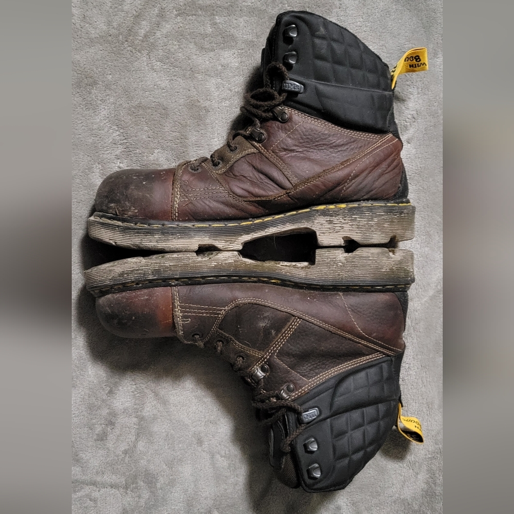 Dr. Martens Camber ST boots